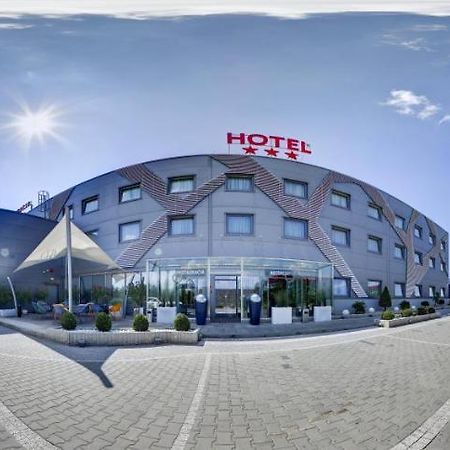 Hotel Porto Radomsko Exteriör bild