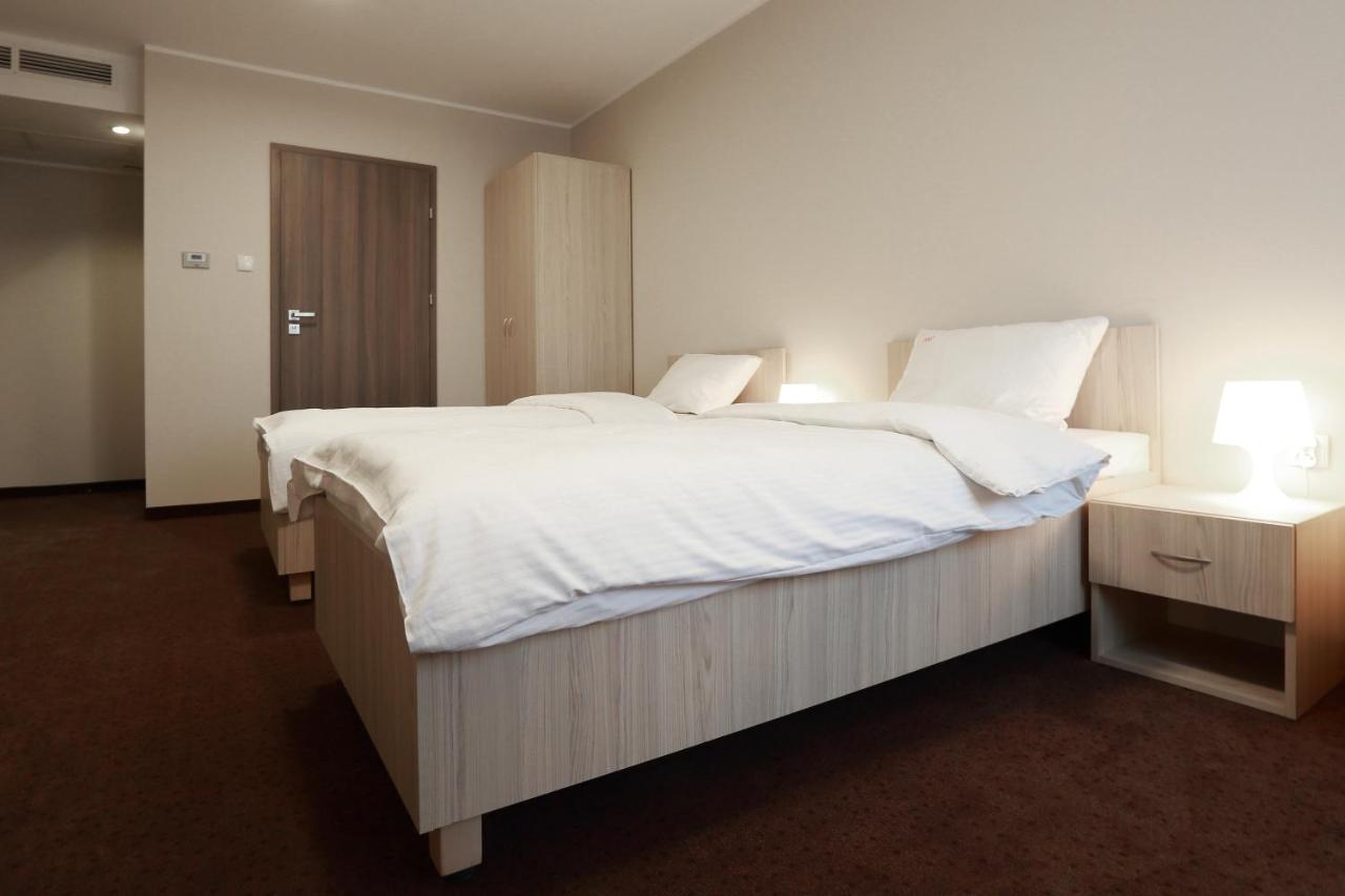 Hotel Porto Radomsko Rum bild